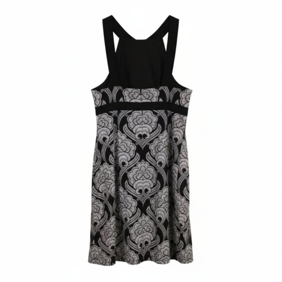 Dress - Picture 3 of 7